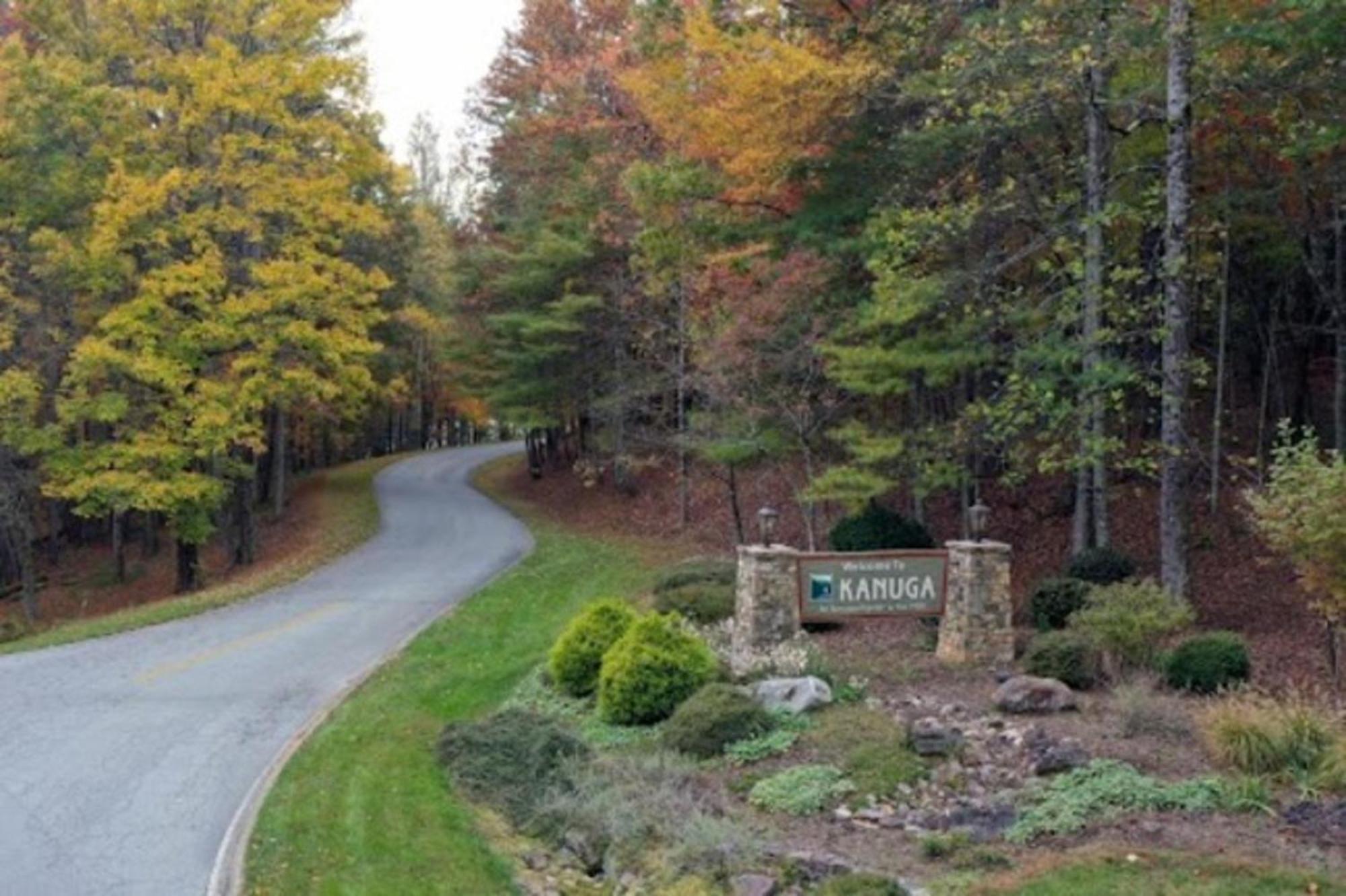 Kanuga Inn & Lodging هيندرسونفيل المظهر الخارجي الصورة
